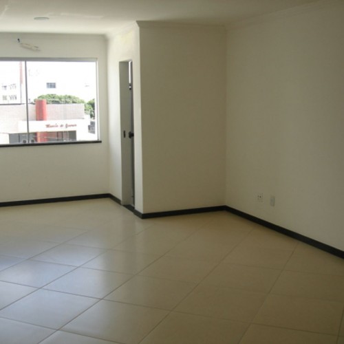 Salas 203 (27 m²)
